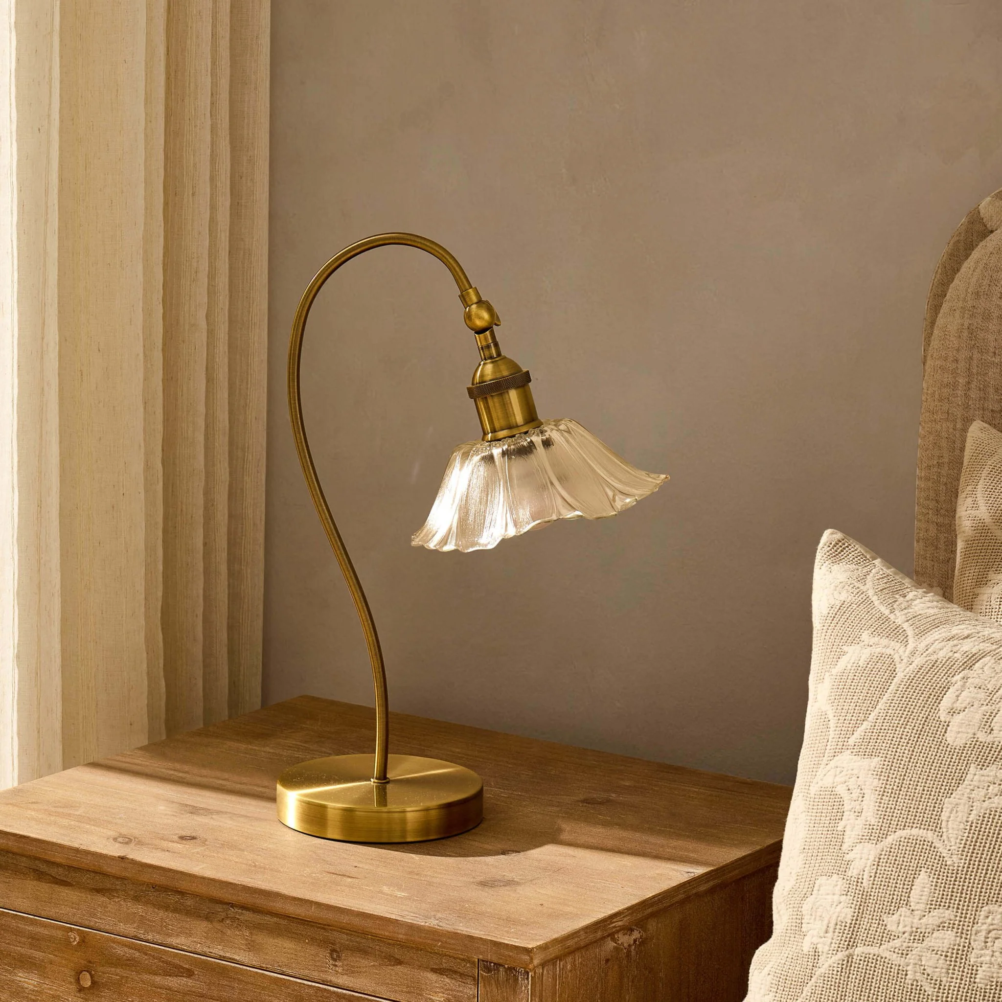 Petal Glass Brass Table Lamp - Brass - Image 2