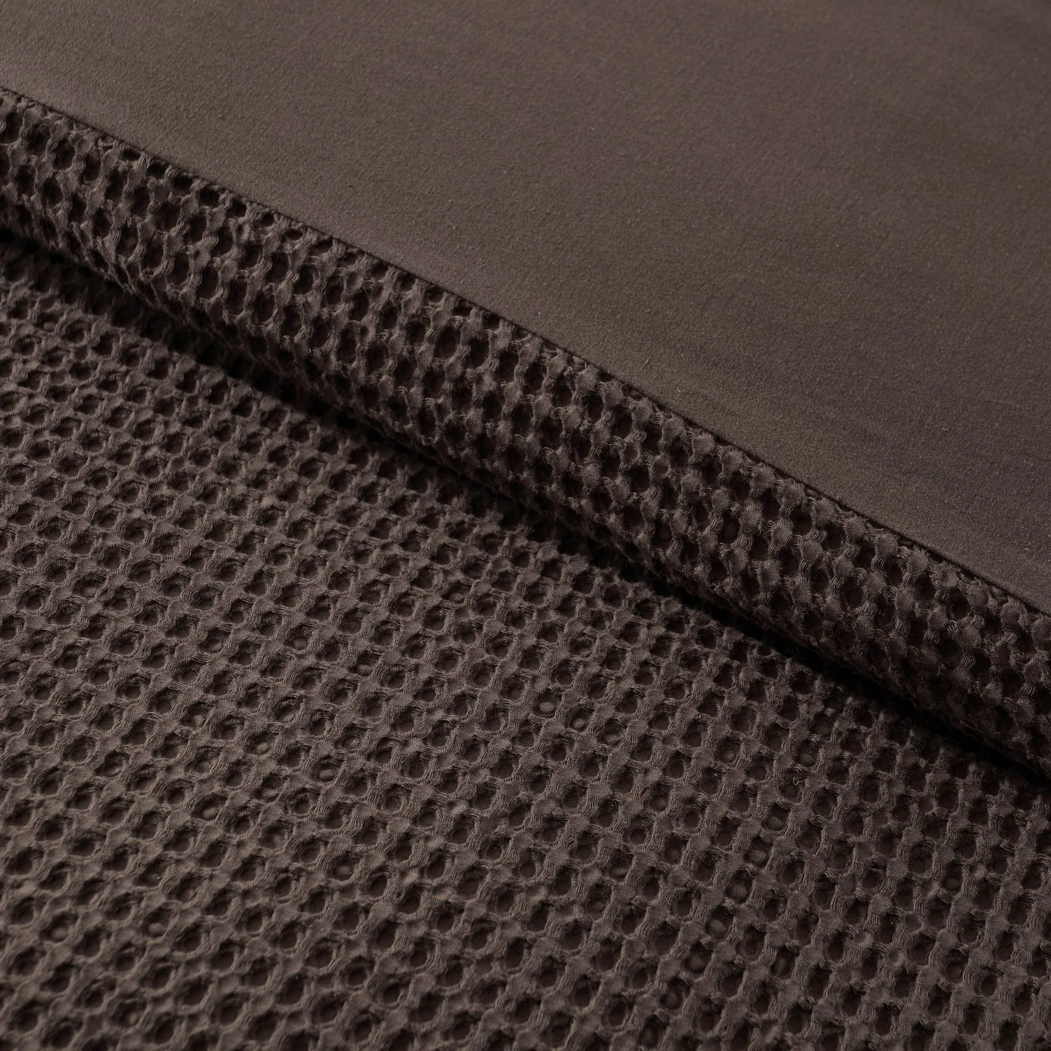 Portofino Waffle 100% Cotton Duvet Cover 200 Thread Count - Chocolate - Image 4