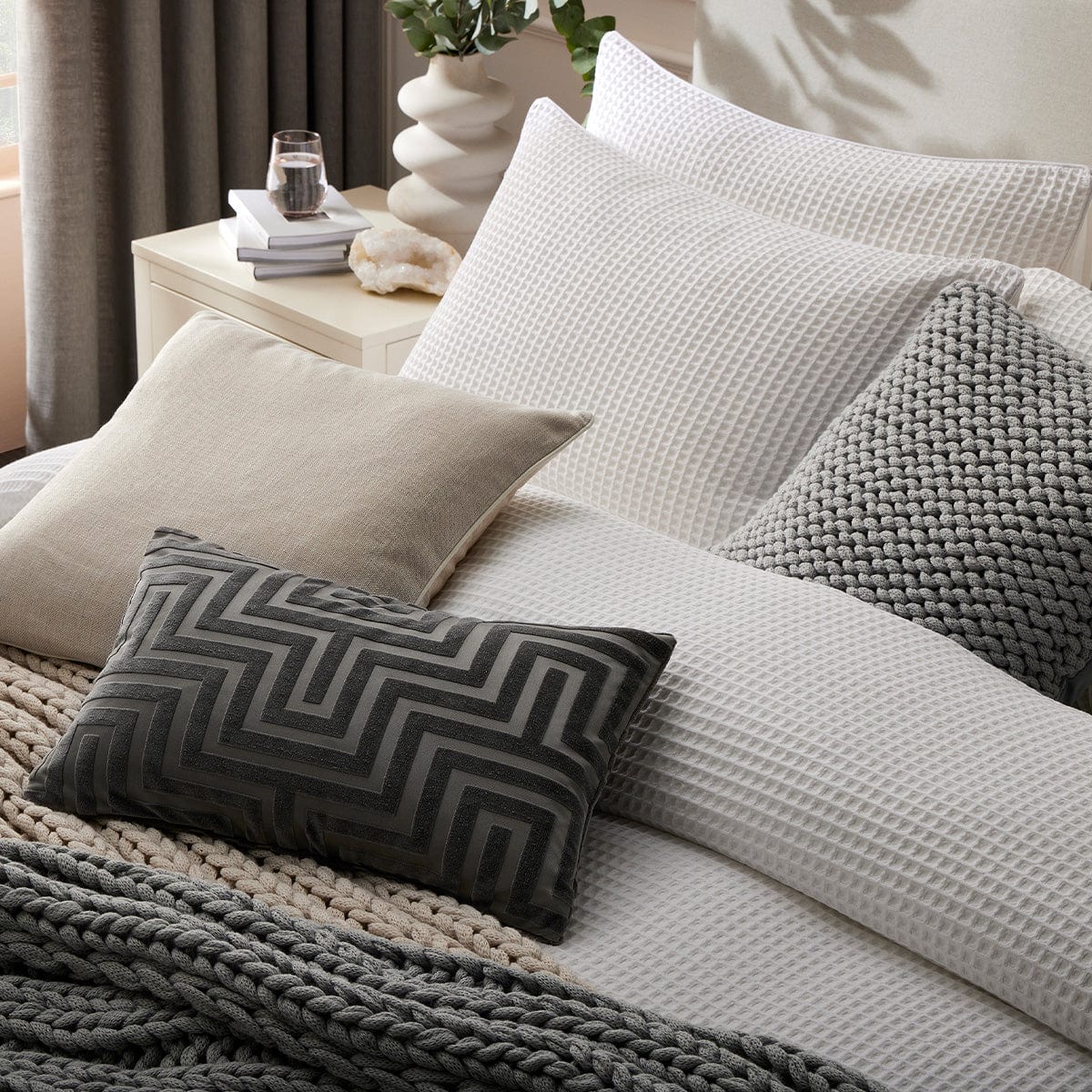 Portofino Waffle 100% Cotton Pair of Pillowcases 200 Thread Count - White - Image 9