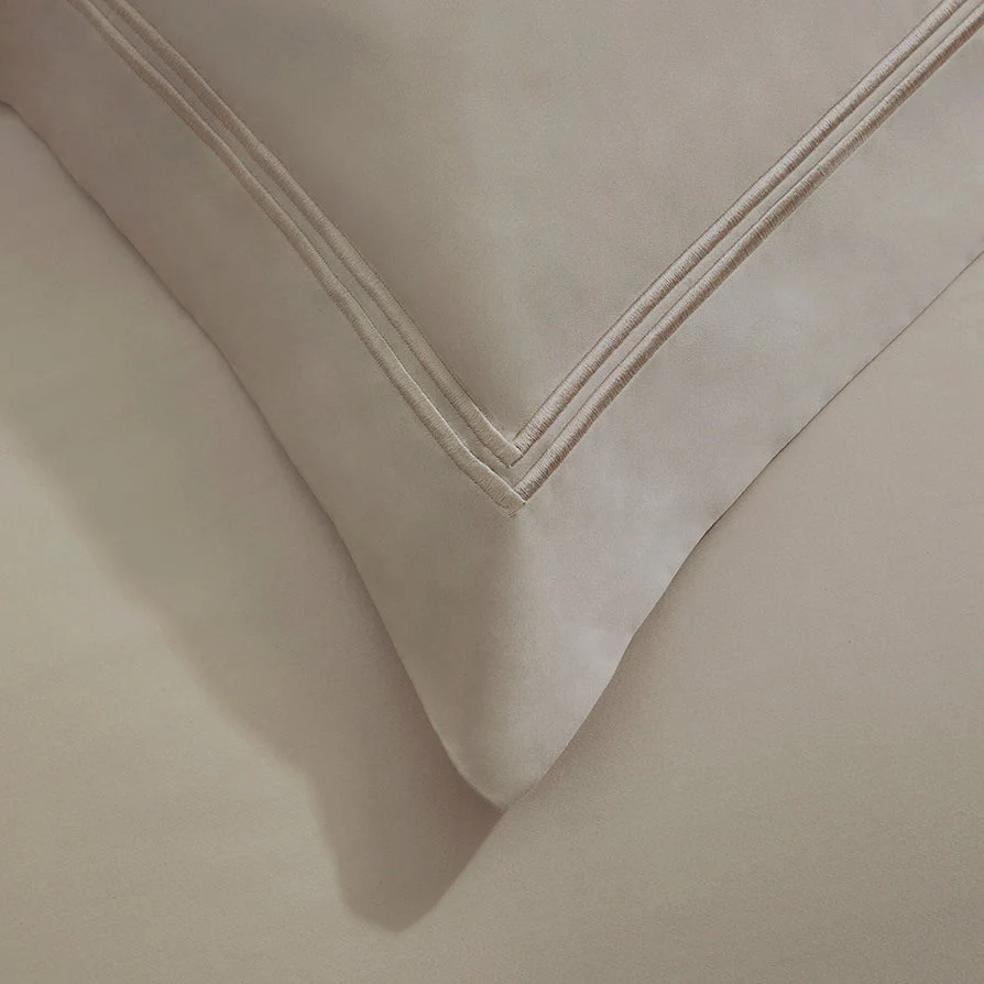 Regent Embroidered 100% Cotton Duvet Cover 400 Thread Count - Champagne - Image 2