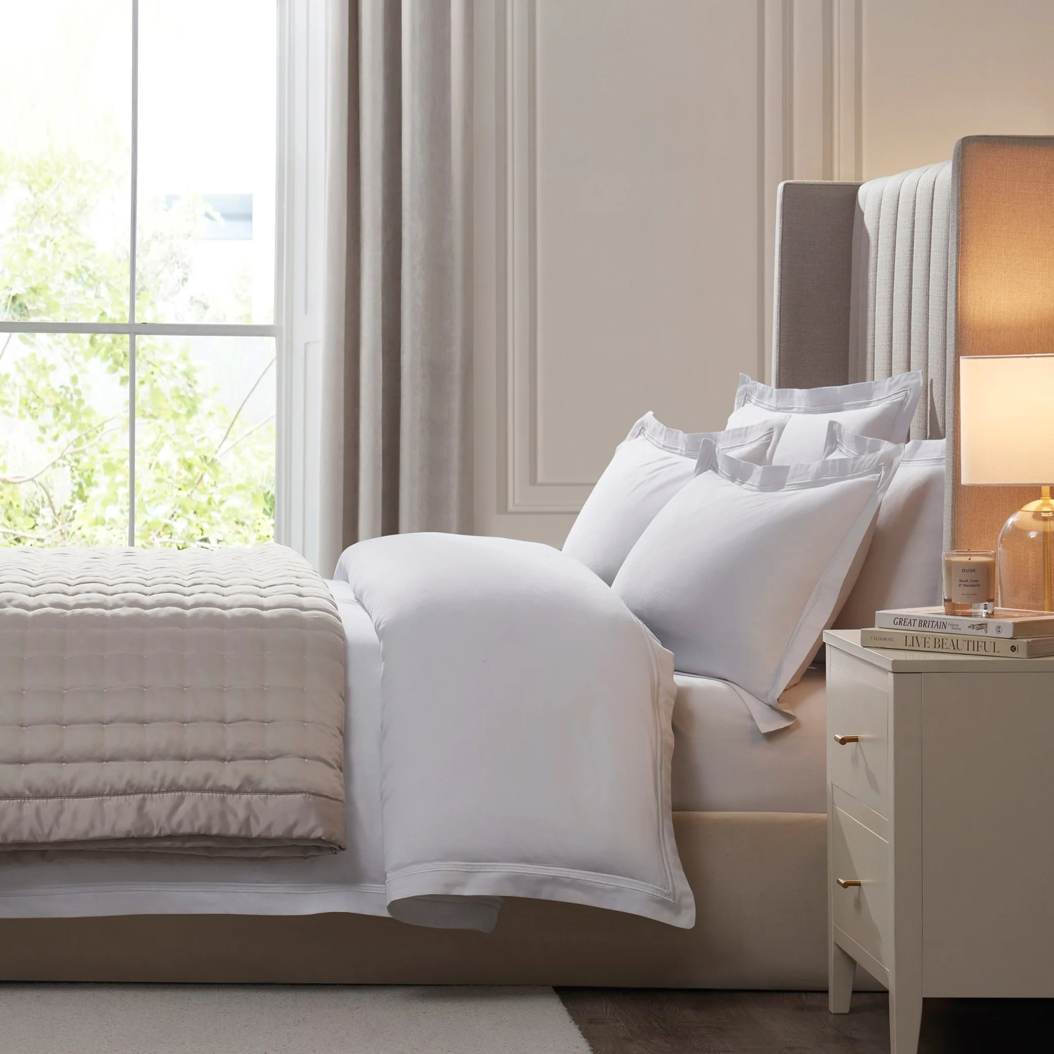 Regent Embroidered 100% Cotton Duvet Cover 400 Thread Count - White - Image 3