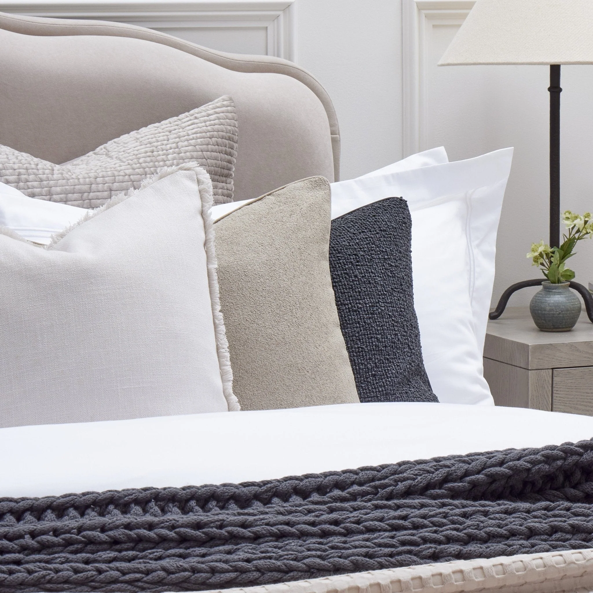 Regent Embroidered 100% Cotton Duvet Cover 400 Thread Count - White - Image 8