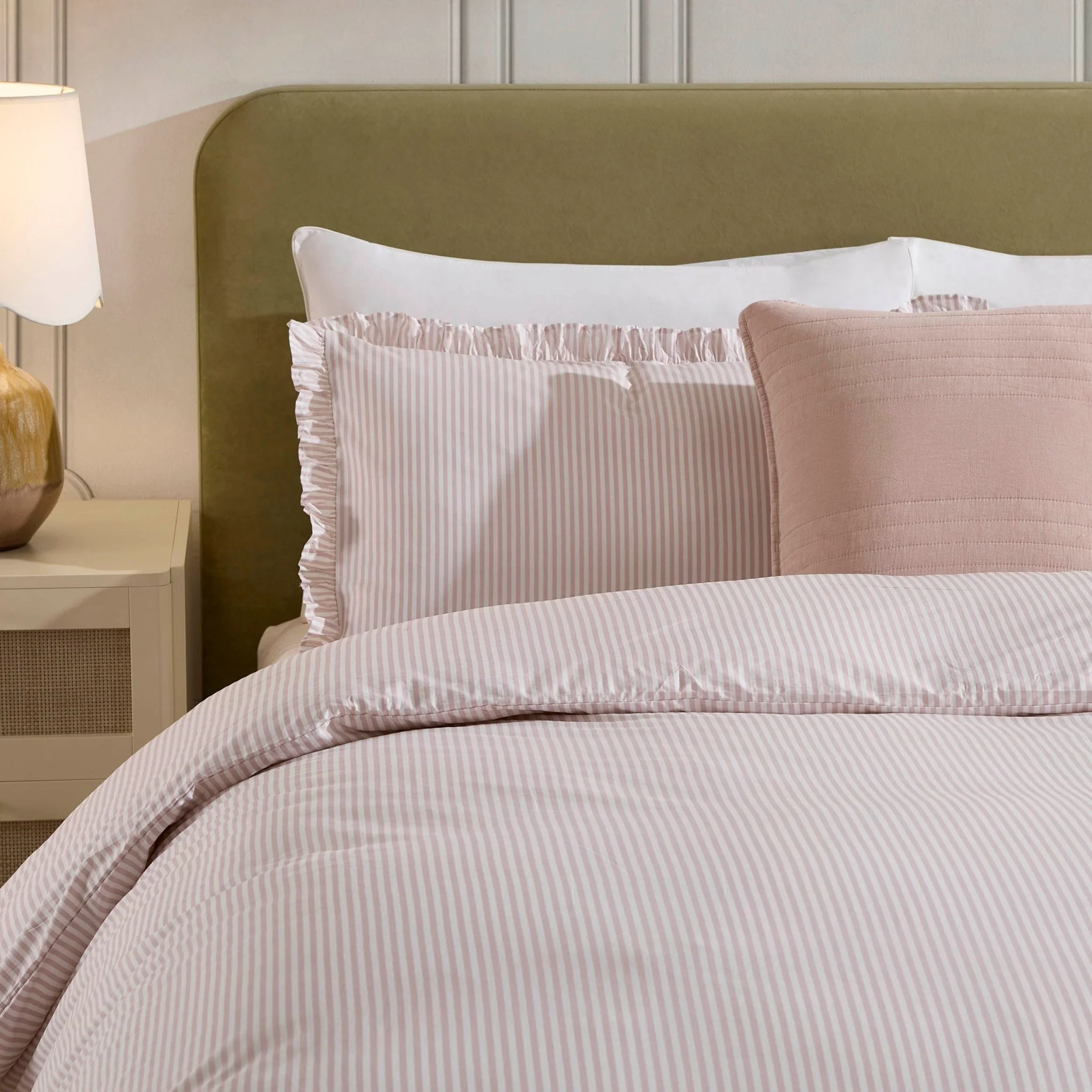 Remy 200 Thread Count Stripe Duvet Cover & Pillowcase Set - Blush - Image 3