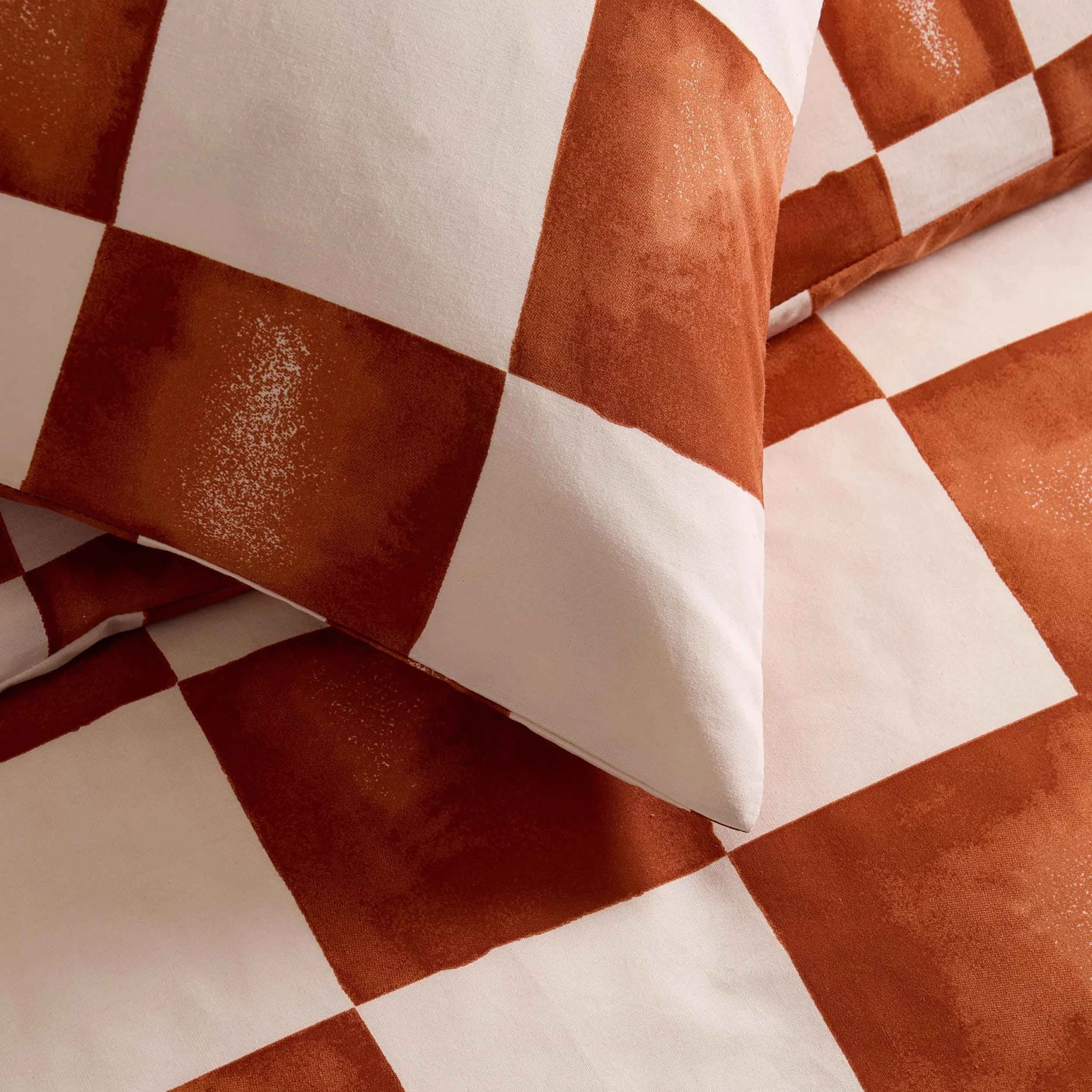 Retro Checkerboard 100% Cotton Duvet Cover & Pillowcase Set - Burnt Orange - Image 4