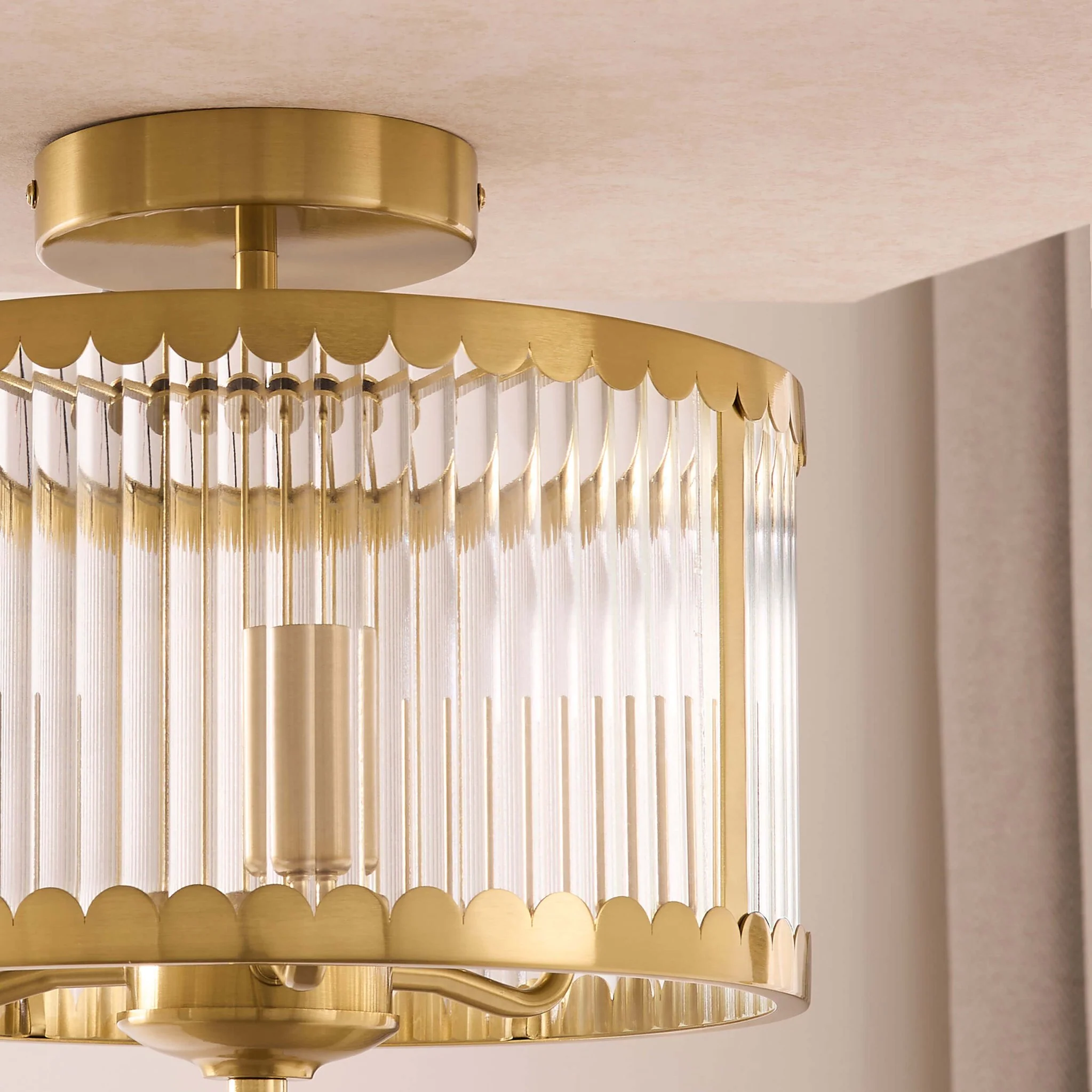 Rosie Glass Scallop Flush Ceiling Light - Gold - Image 3