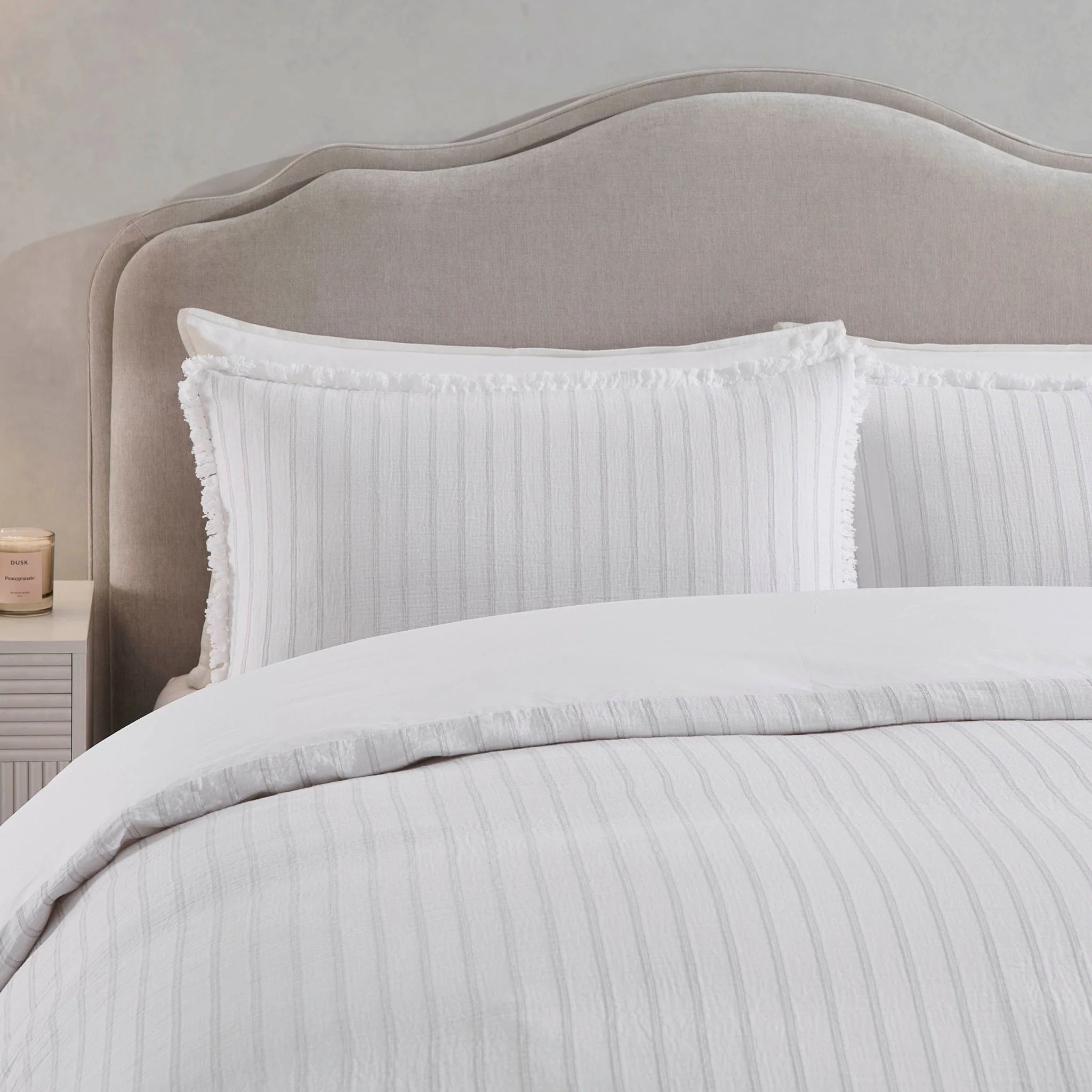 Saffi Stripe Jacquard 200 Thread Count Duvet Cover & Pillowcase Set - White/Grey - Image 3