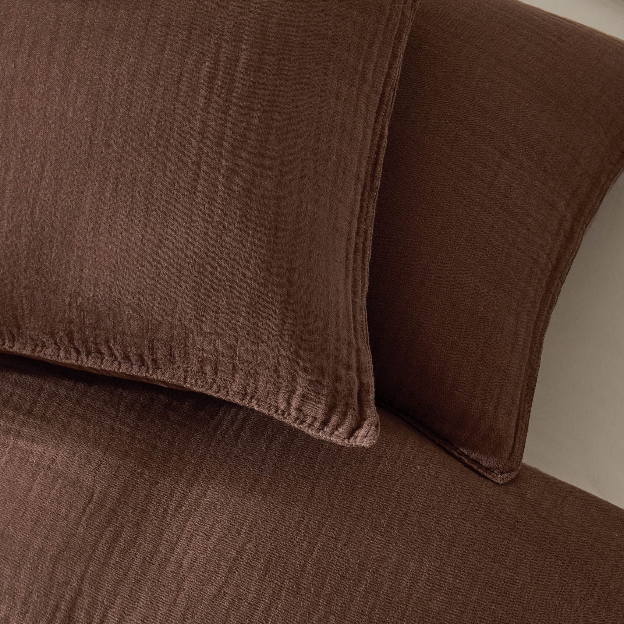 Santorini Muslin Duvet Cover & Pillowcase Set - Mocha - Image 10
