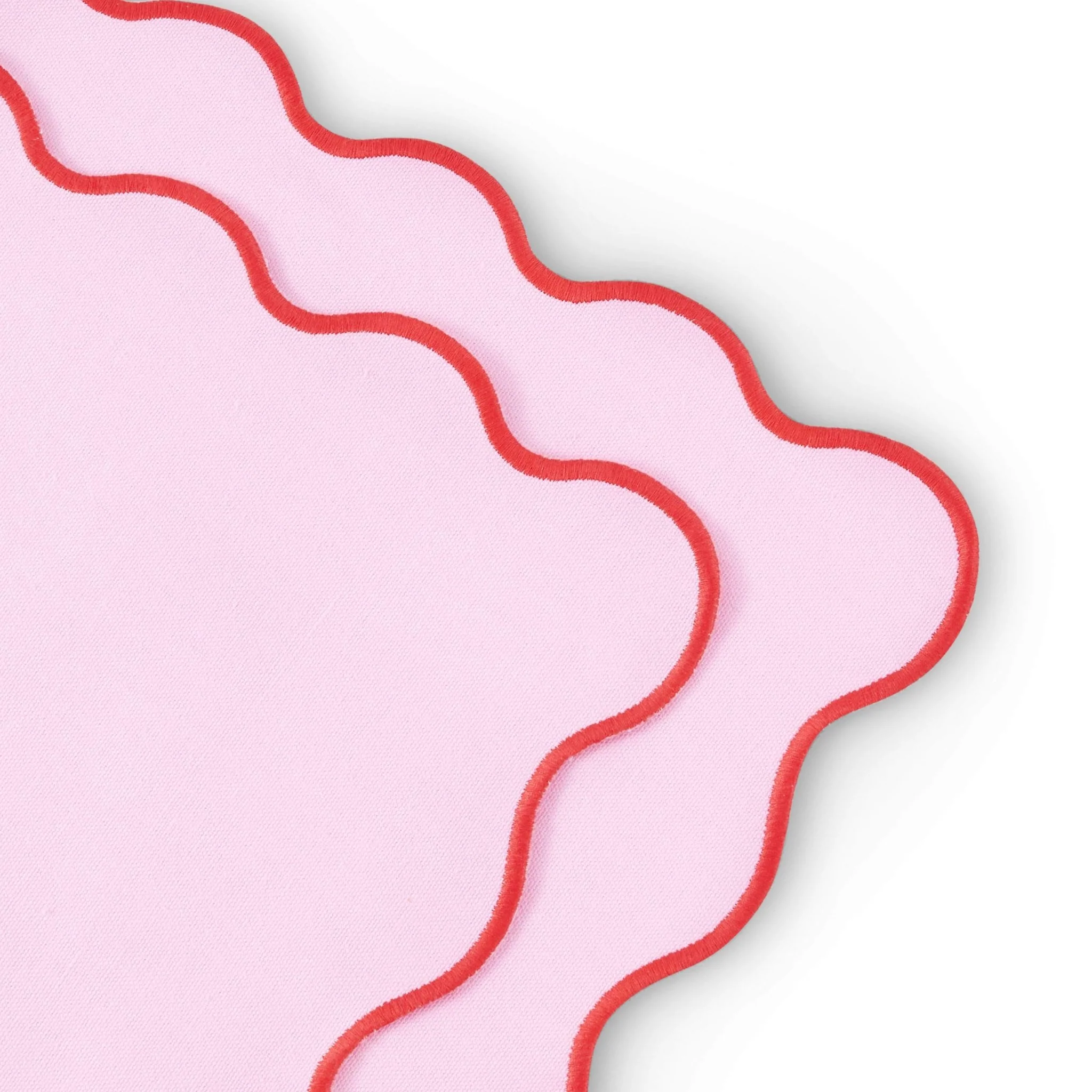 Scallop Edge Set of 4 Placemats - Pink/Red - Image 6