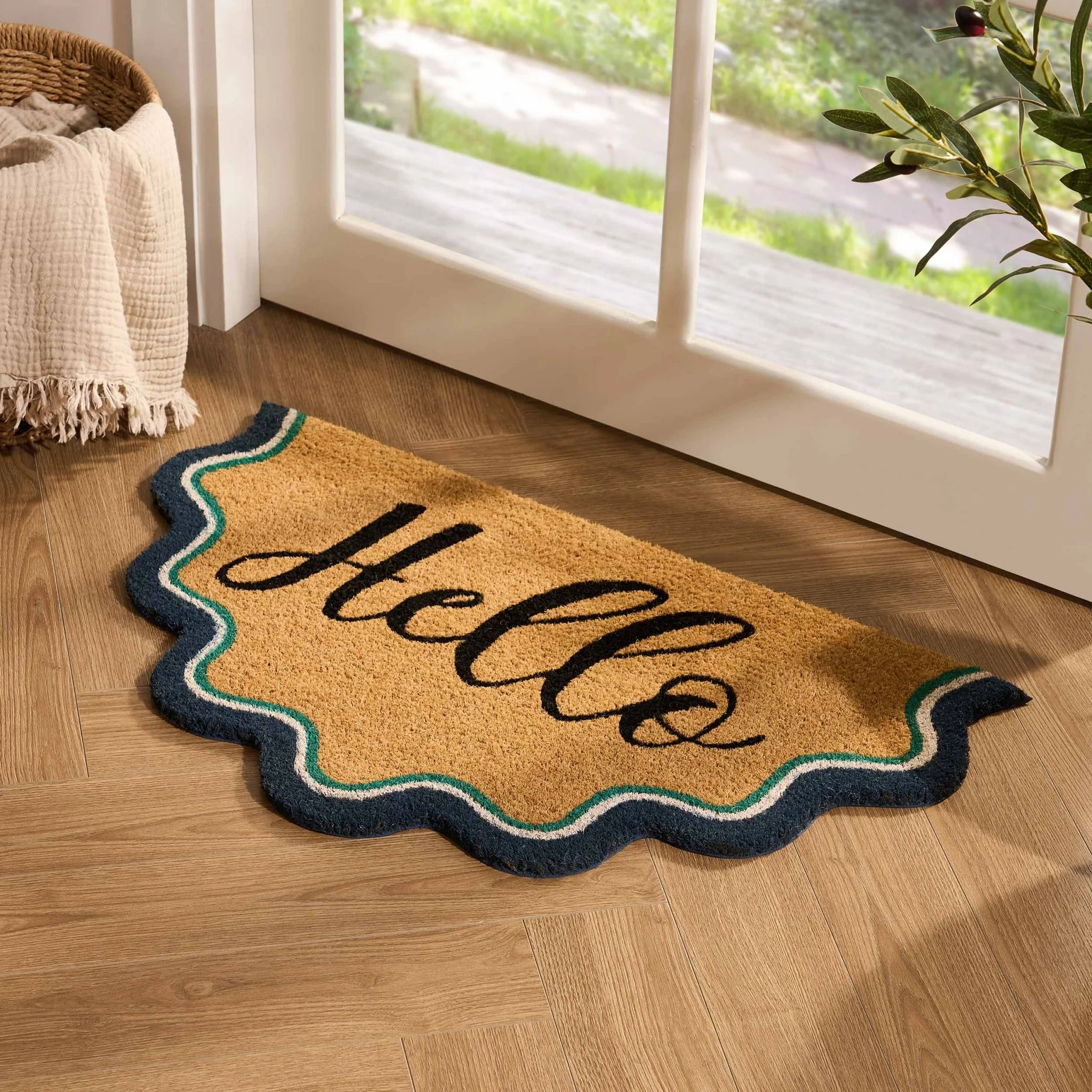 Scallop Hello Doormat - Natural/ Blue