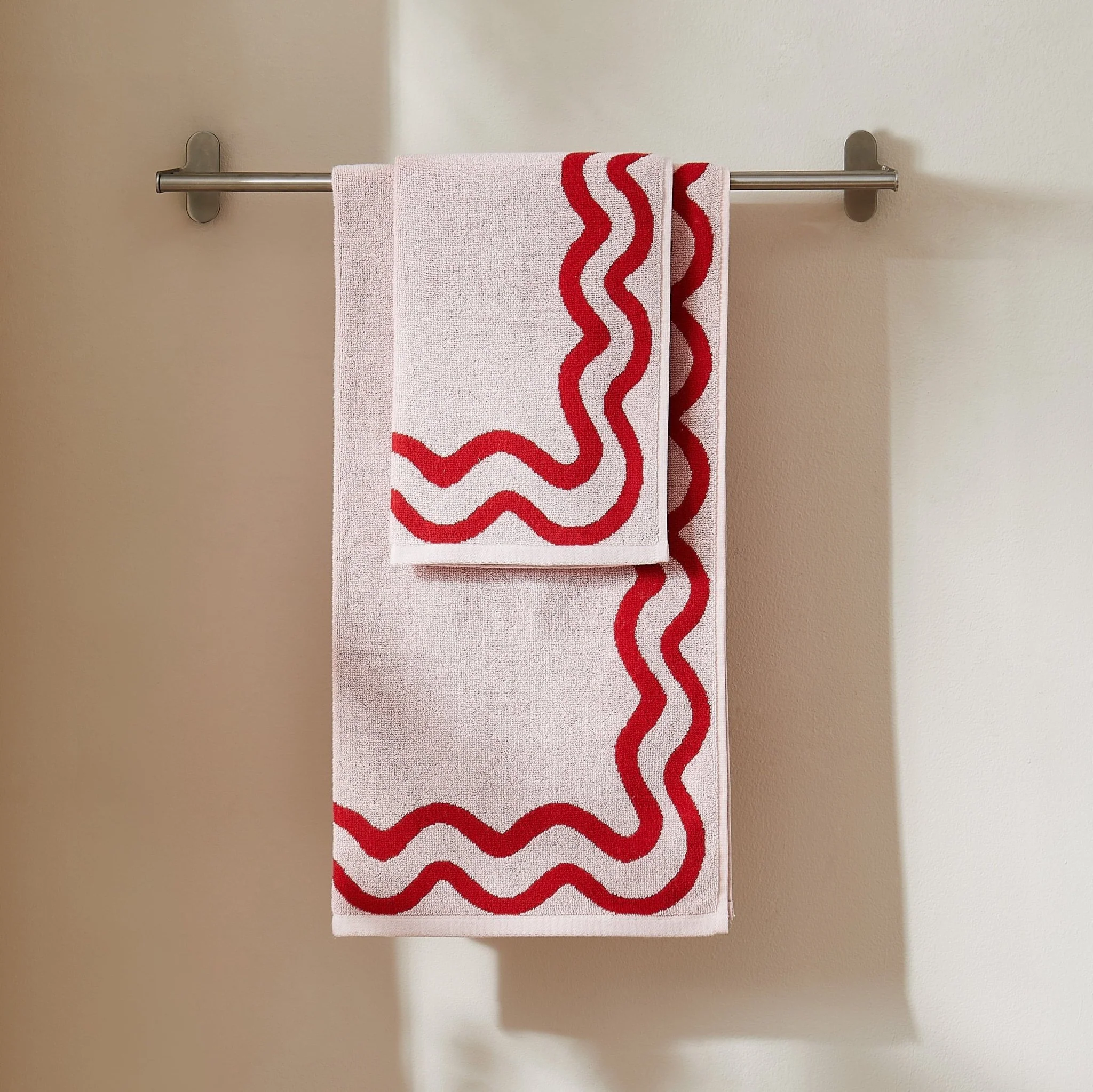 Scalloped Cotton Towels - Pink/Red