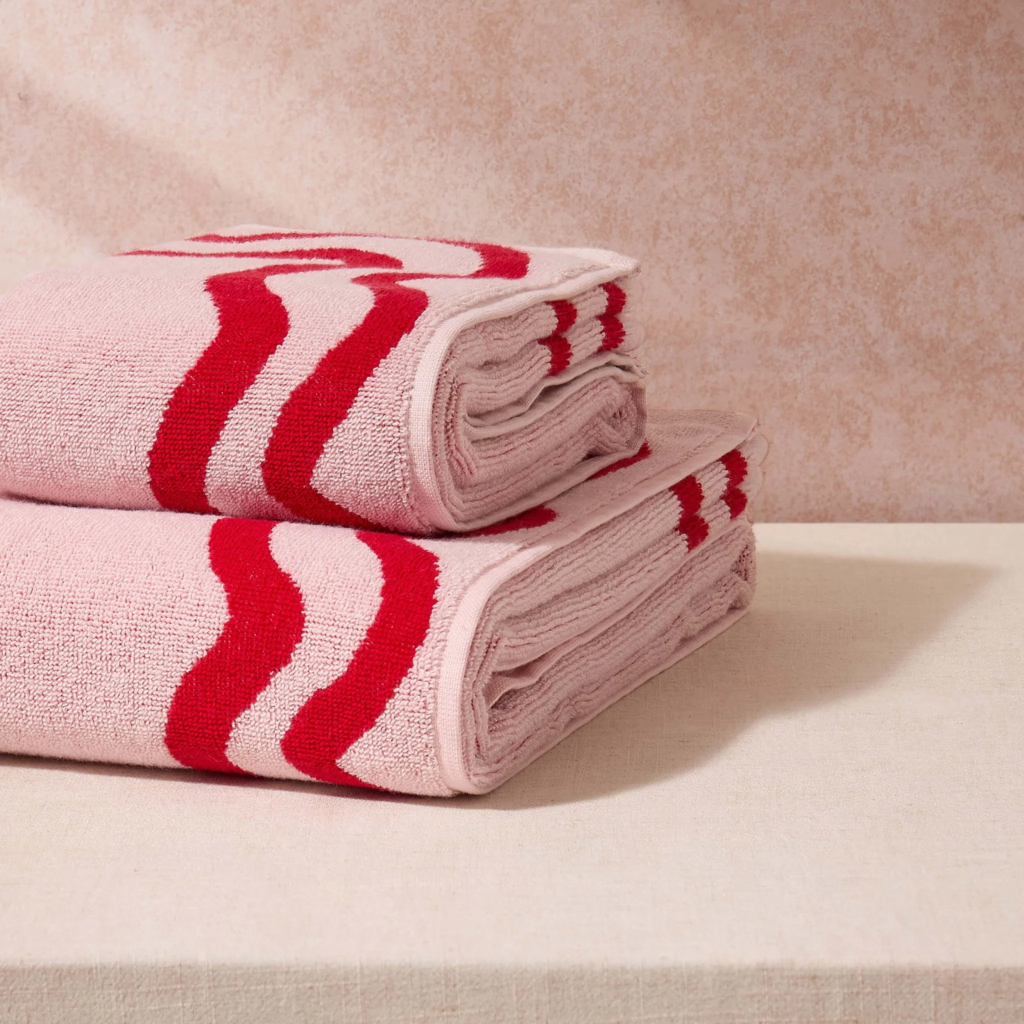 Scalloped Cotton Towels - Pink/Red - Image 3