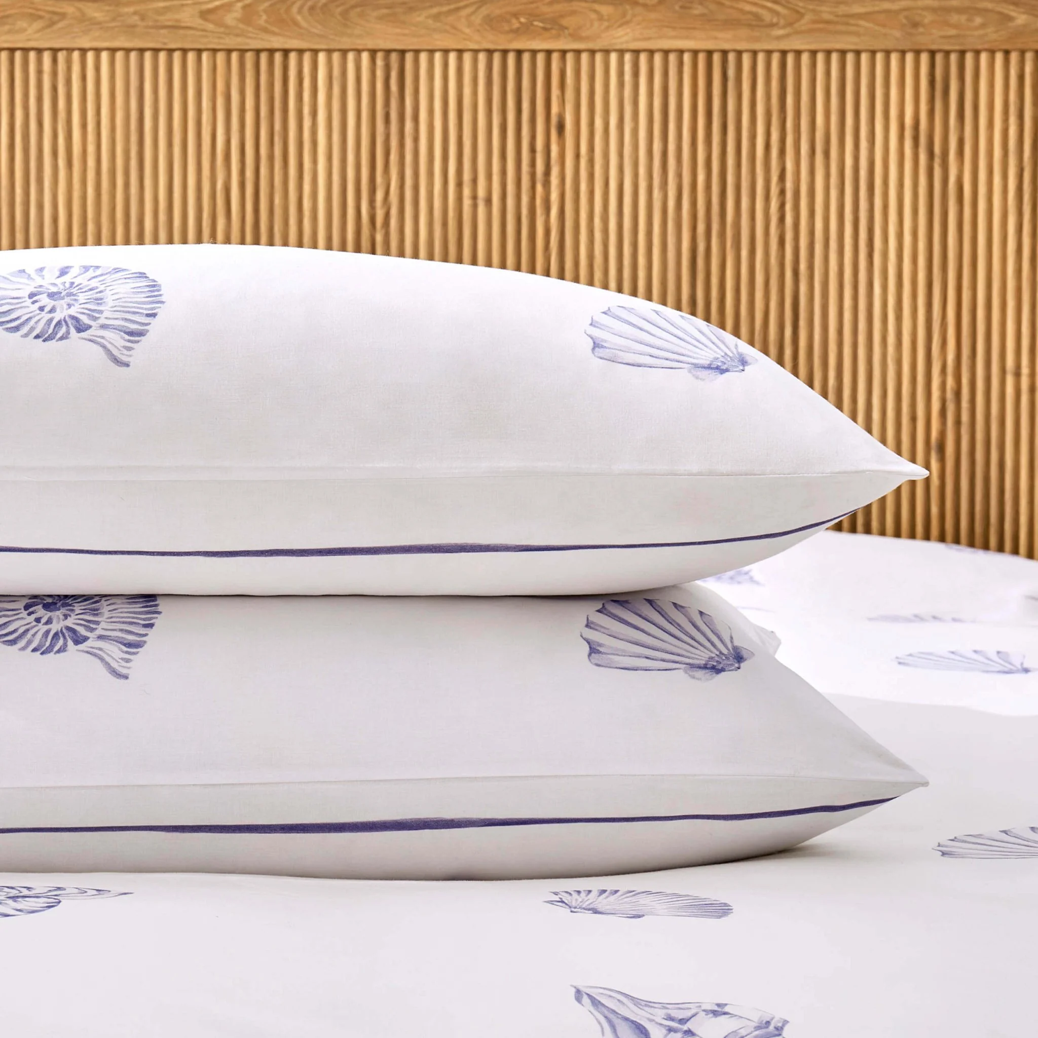 Shell 100% Cotton Duvet Cover & Pillowcase Set - Blue - Image 7
