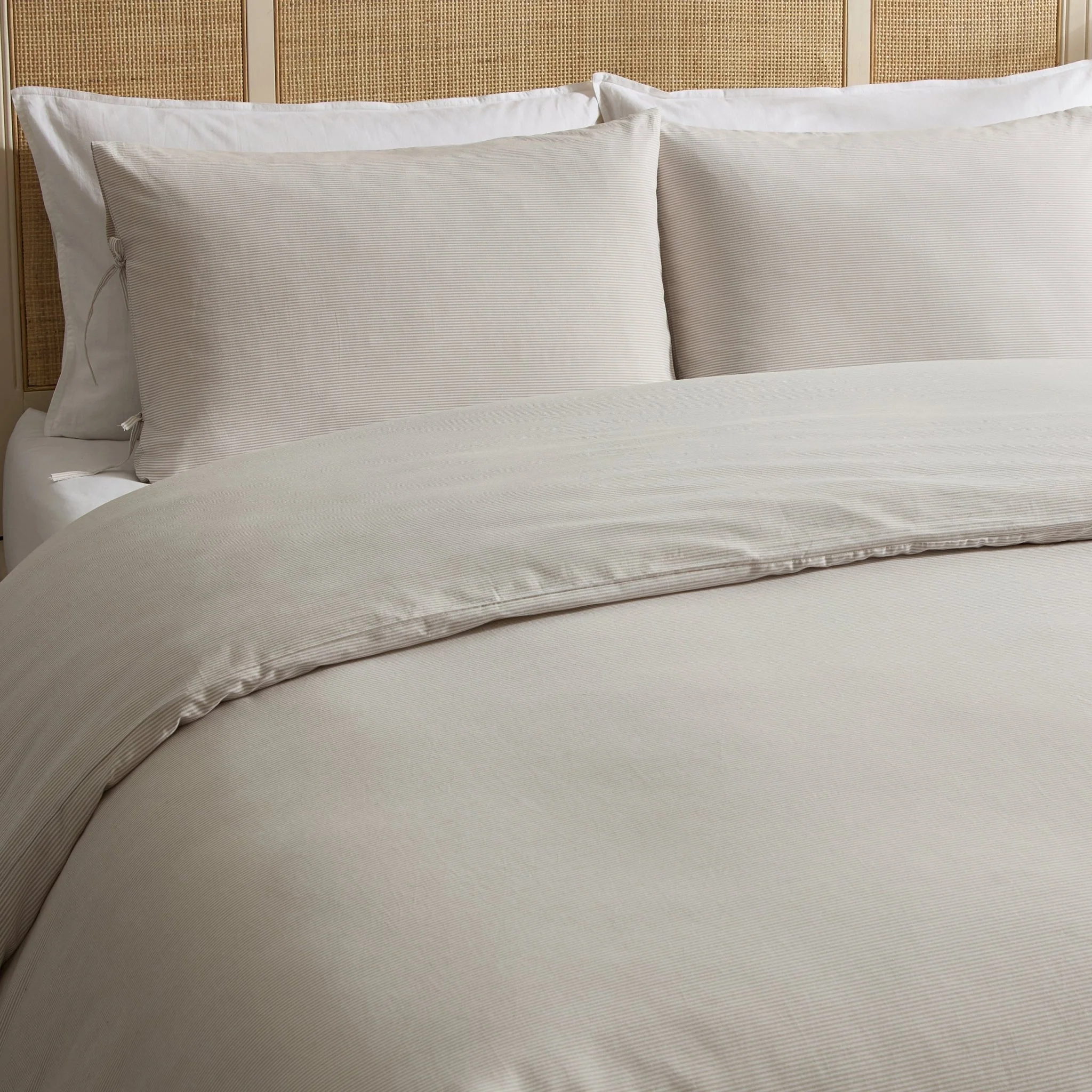Sigrid 100% Cotton Yarn Dyed Stripe Duvet Cover & Pillowcase Set - Natural - Image 4
