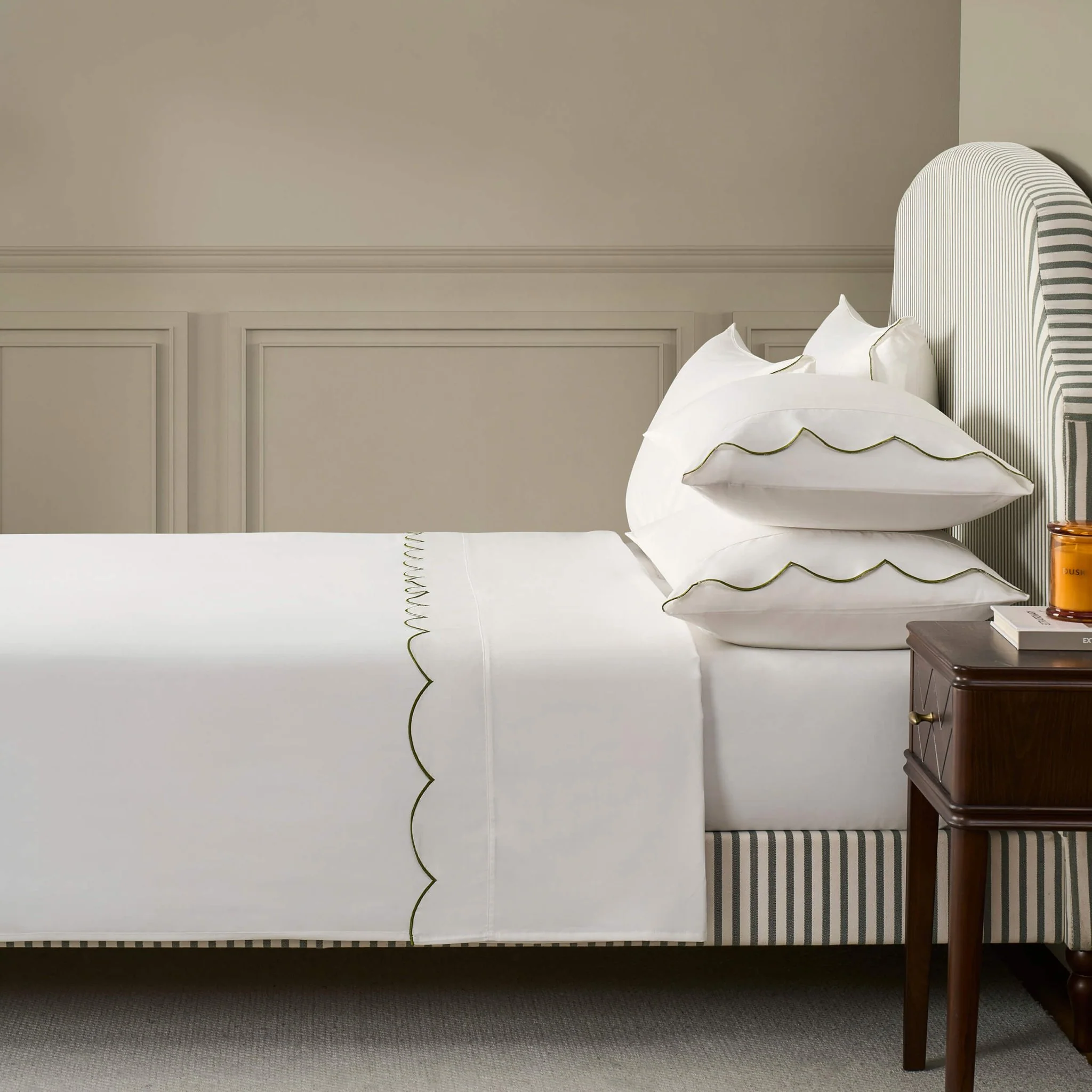Simone Scallop Embroidered Edge Flat Sheet - Off White/Olive