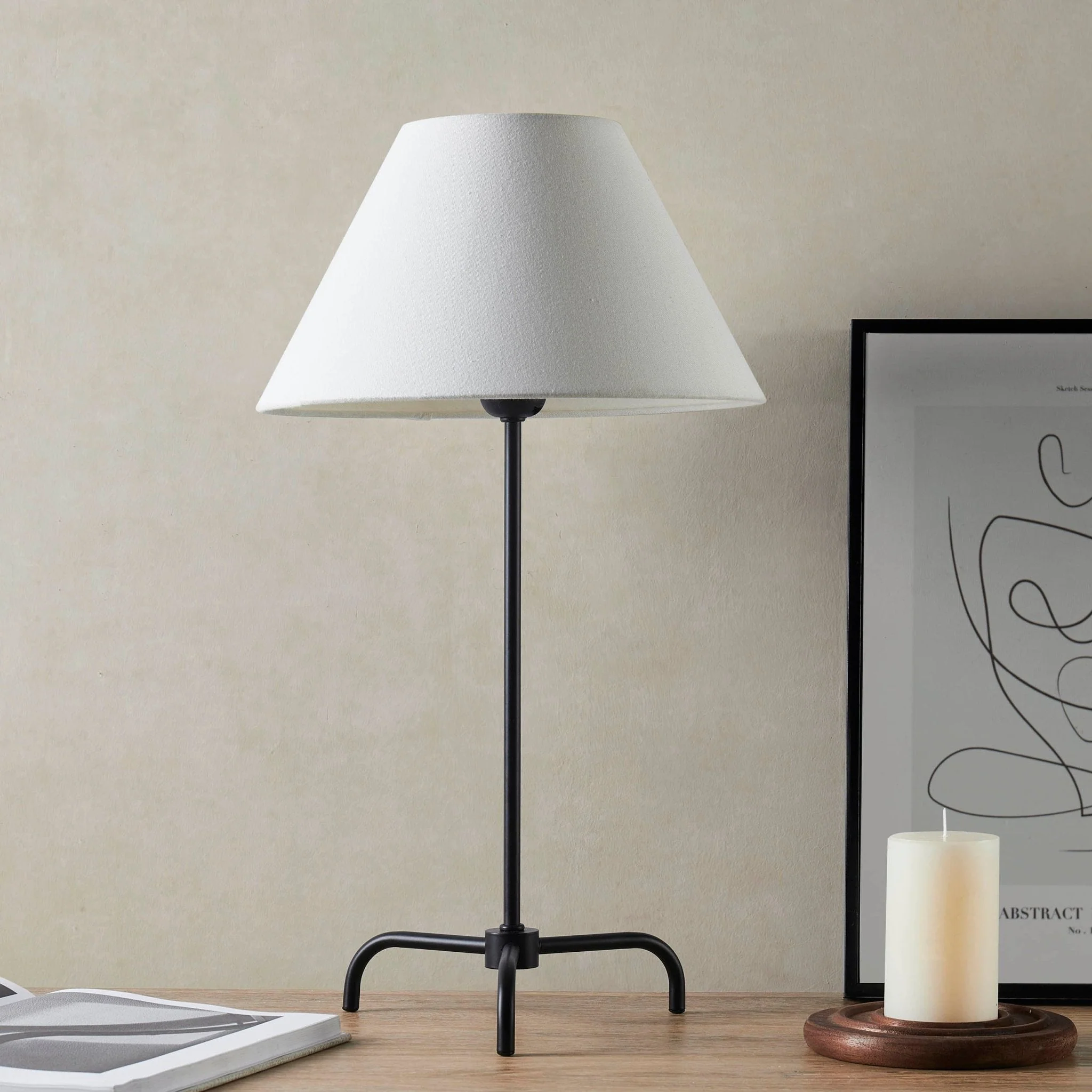 Sisu Minimalist Table Lamp - Black/White - Image 2