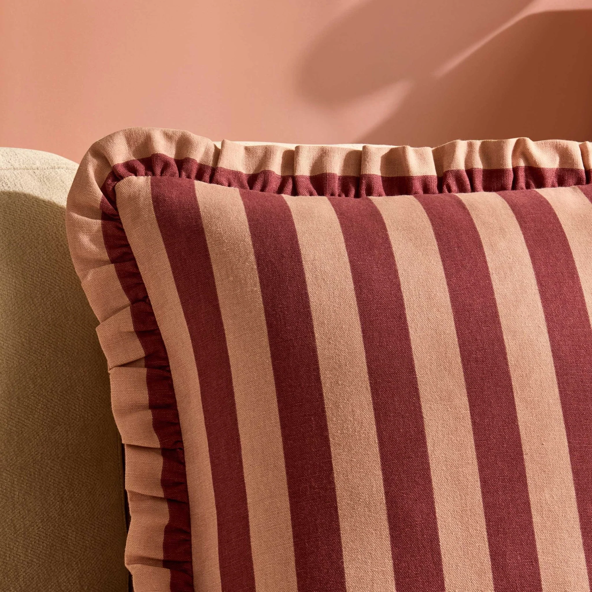 Stripe Frill Edge Sofa Cushion Cover - Pink - Image 4