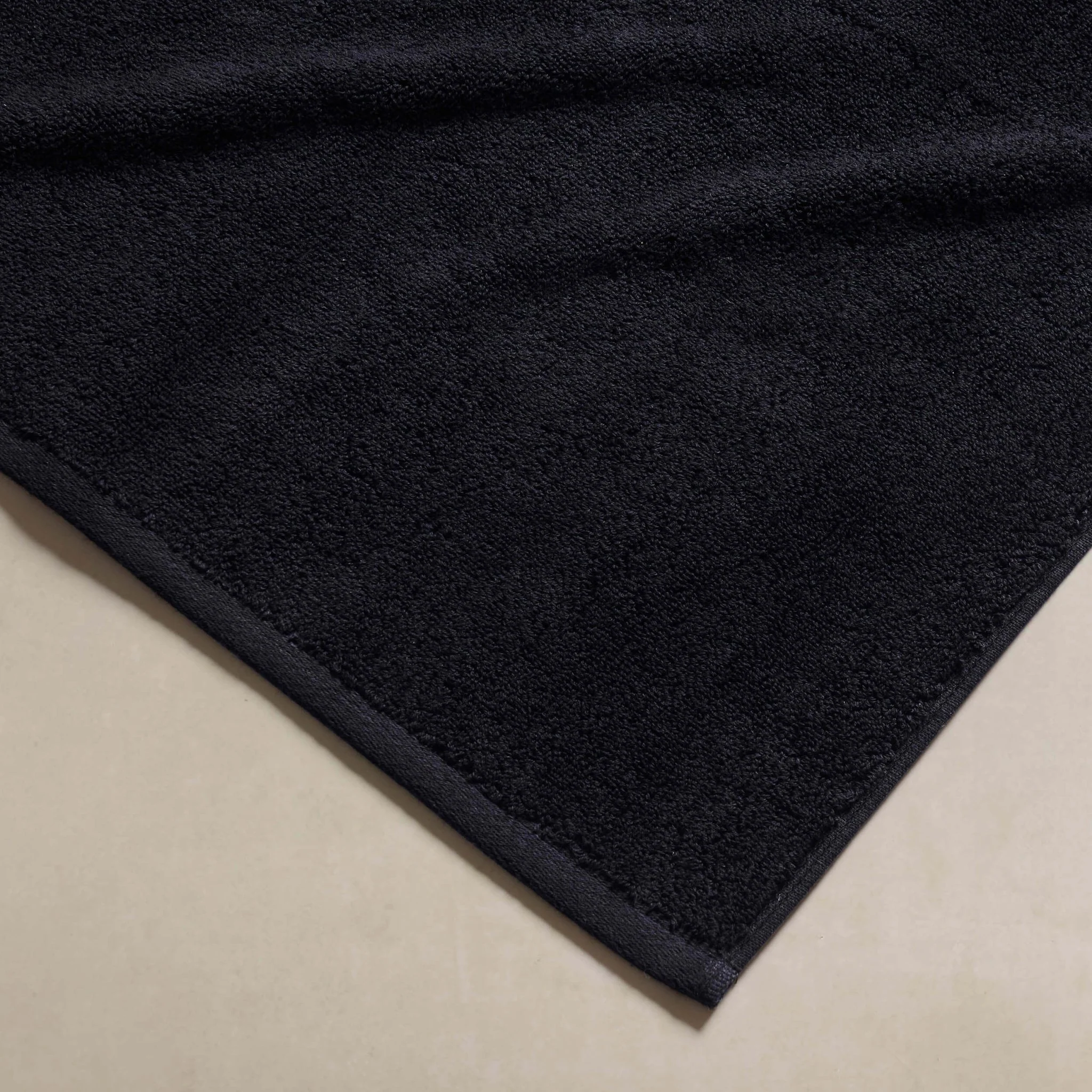 Tahiti Super Absorbent Towel Collection - Black - Image 4