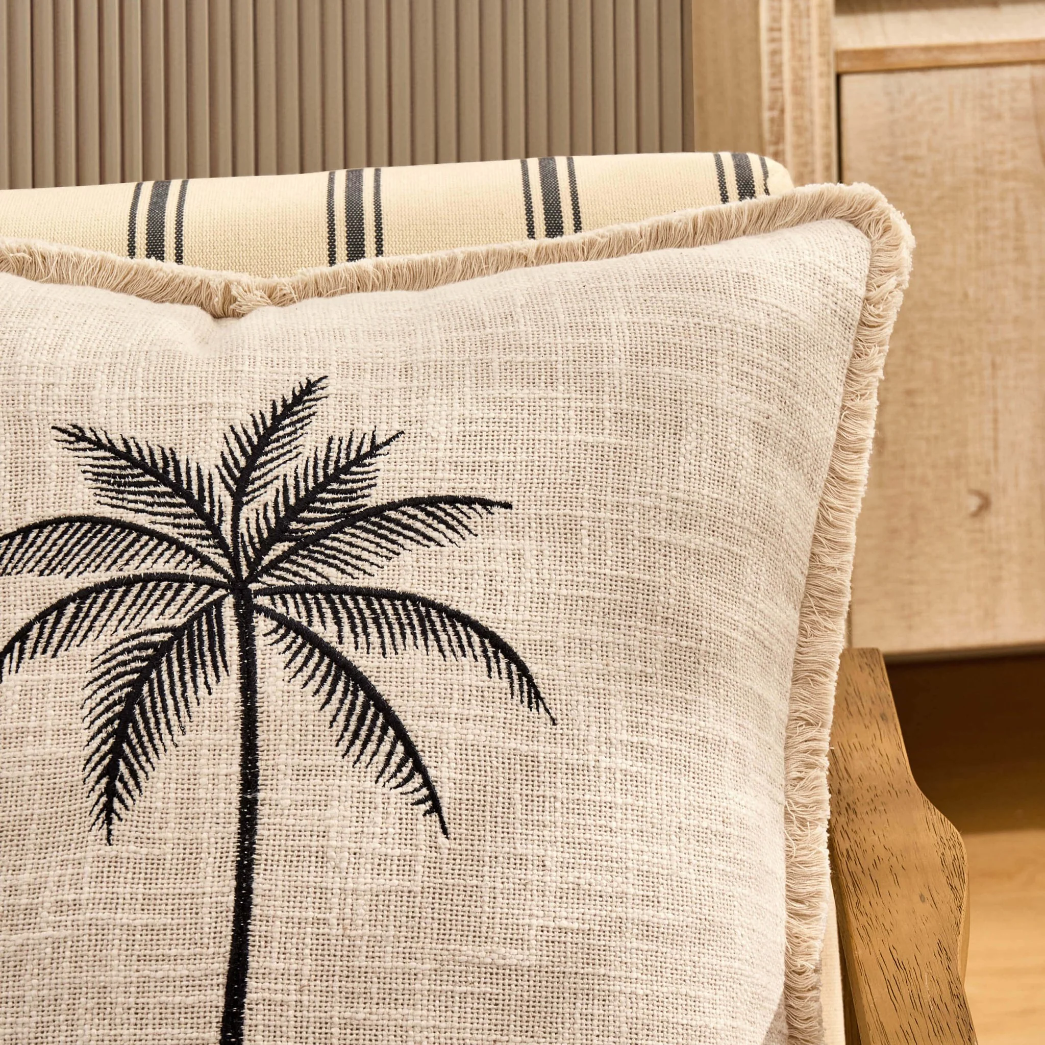 Tufted Edge Embroidered Palm Tree Sofa Cushion Cover - Off White - Image 3
