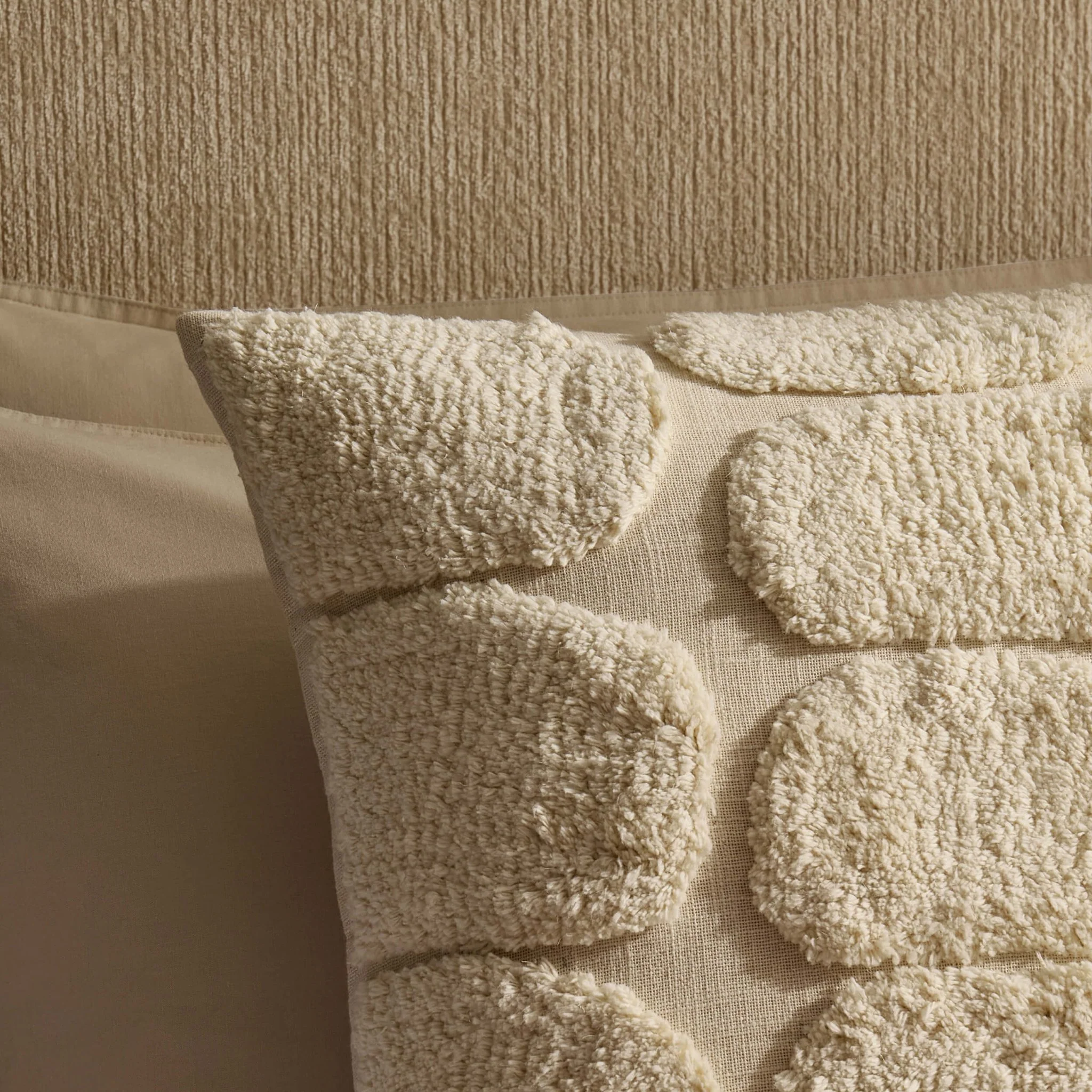 Tufted Pattern Cushion Cover - Off White - Image 2