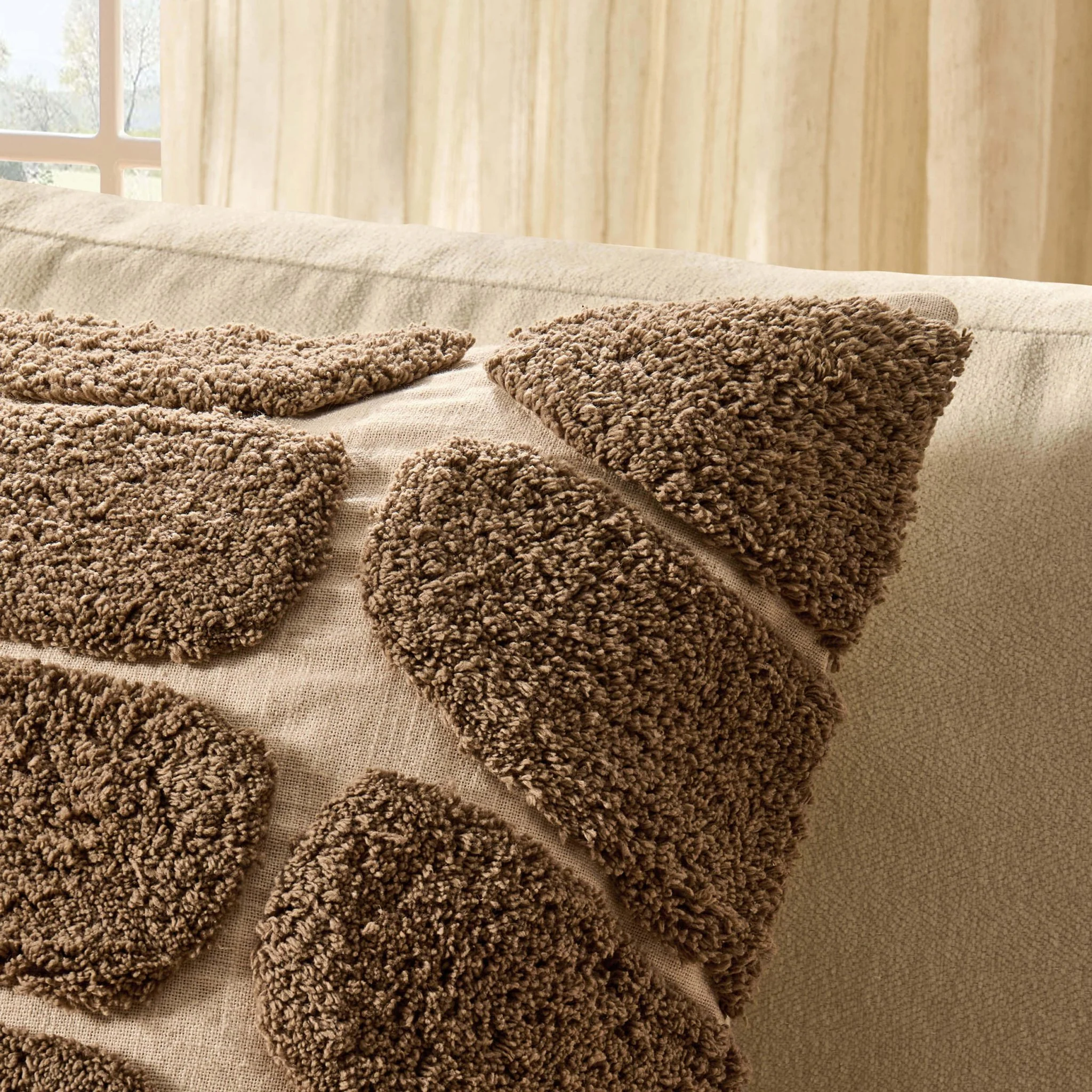 Tufted Pattern Sofa Cushion Cover - Taupe - Image 3