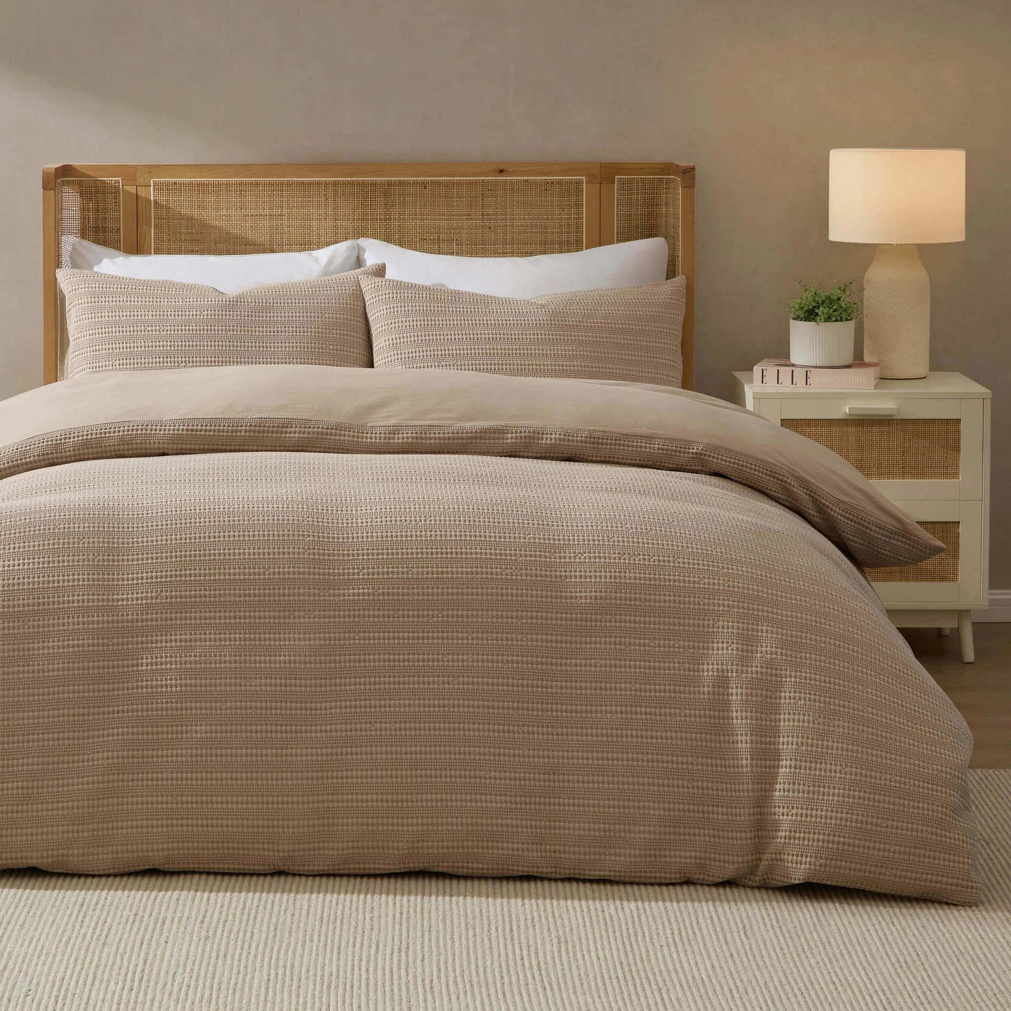 Vermont 180 Thread Count Waffle Duvet Cover & Pillowcase Set - Mocha - Image 2