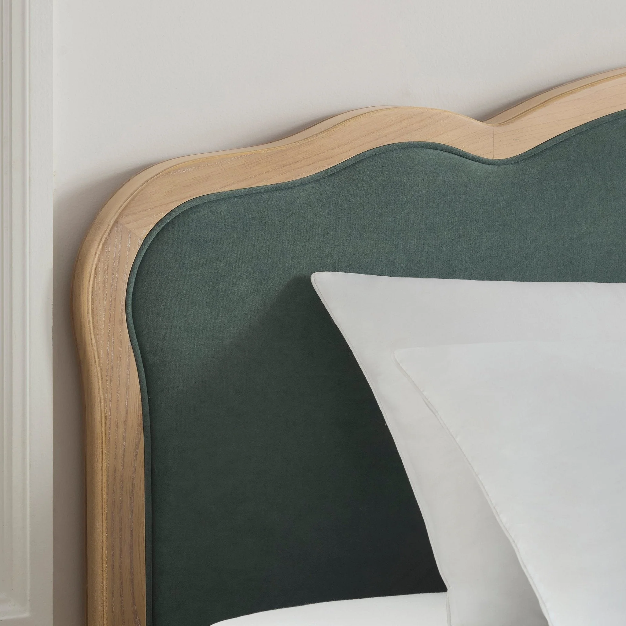 Versailles Bed Frame - Green - Image 3