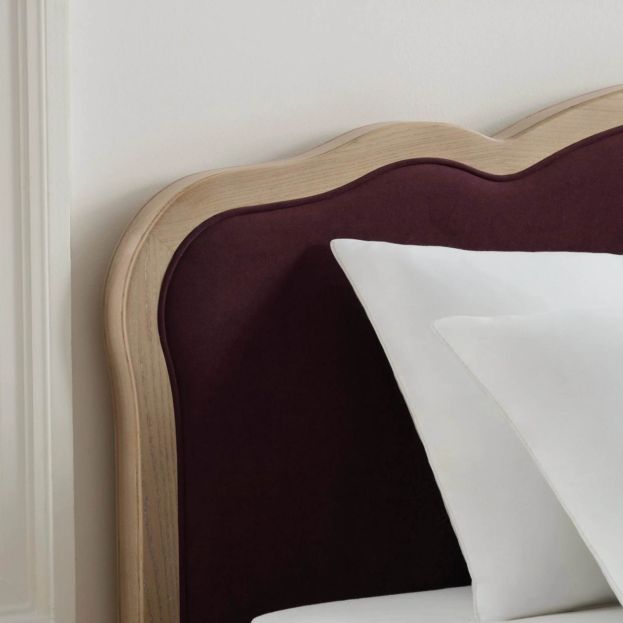 Versailles Bed Frame - Plum - Image 4