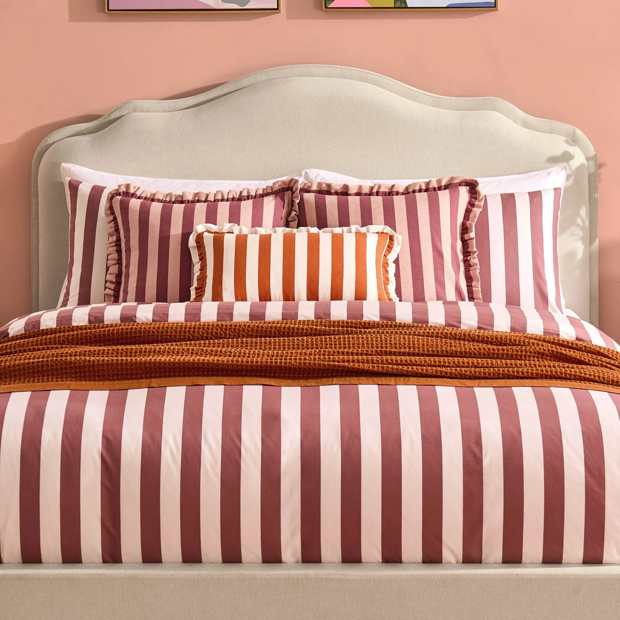 Wiltshire Bed Frame - Cream Linen - Image 4
