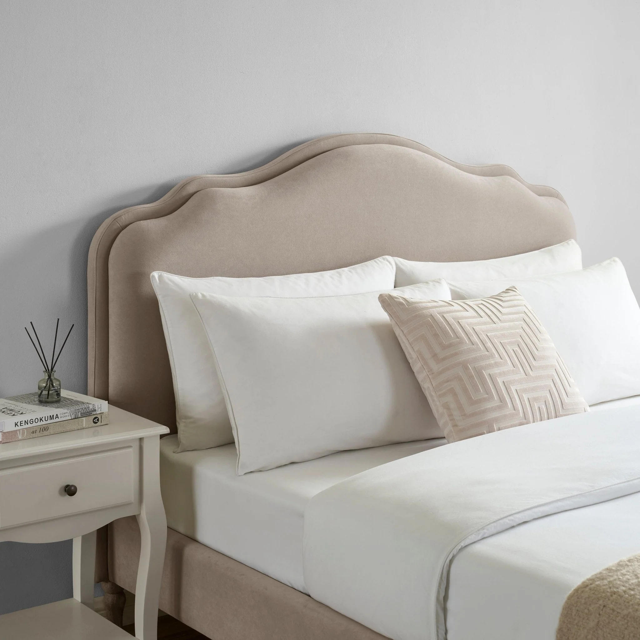 Wiltshire Bed Frame - Stone - Image 4