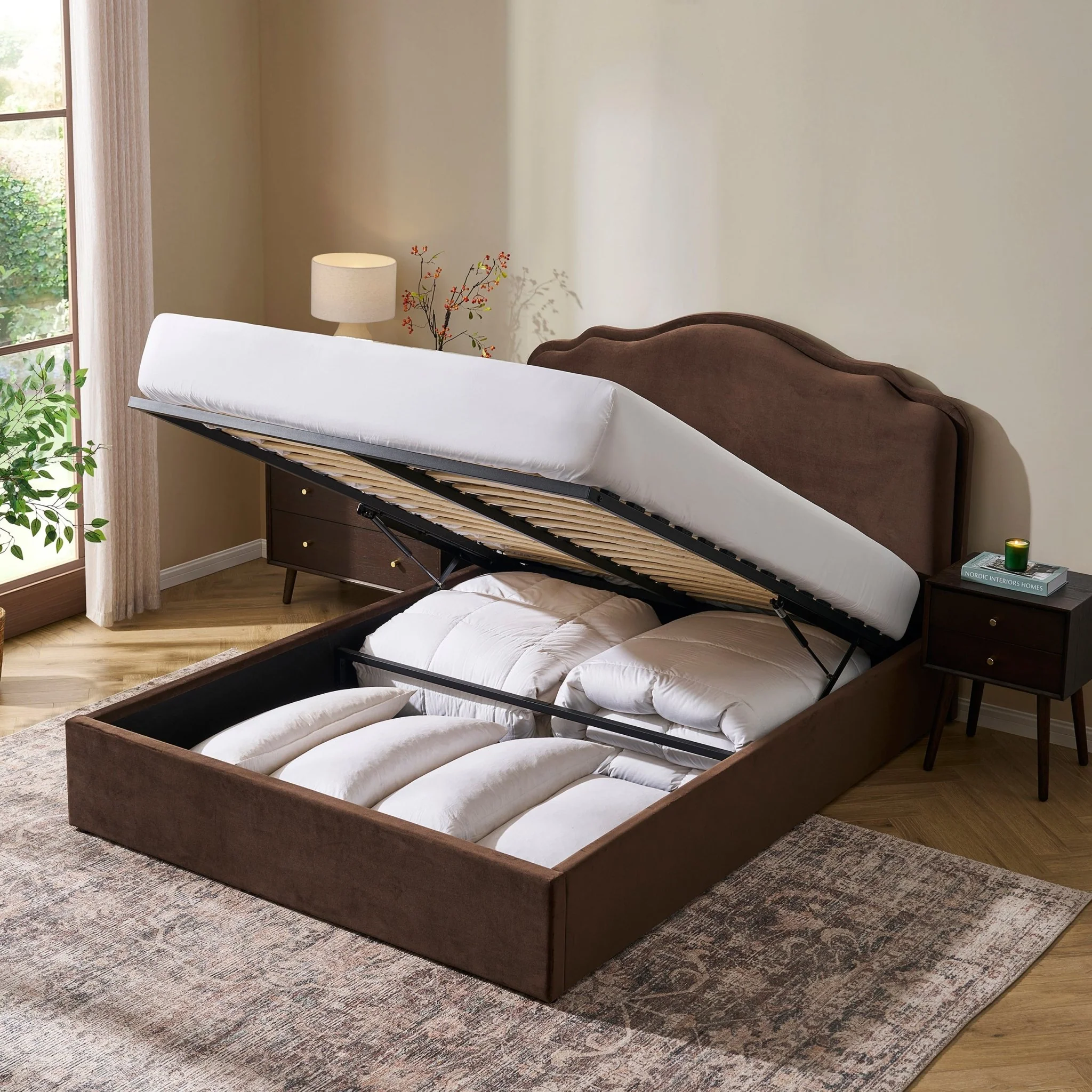 Wiltshire Ottoman Storage Bed - Cappuccino - Image 6