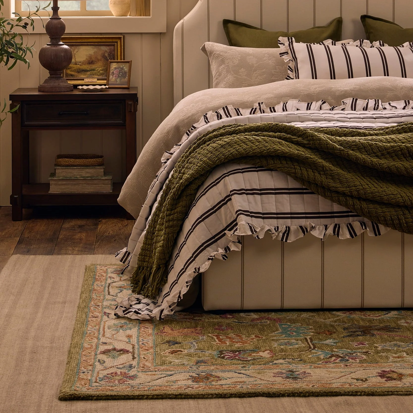 Wool Floral Pattern Rug - Green - Image 4