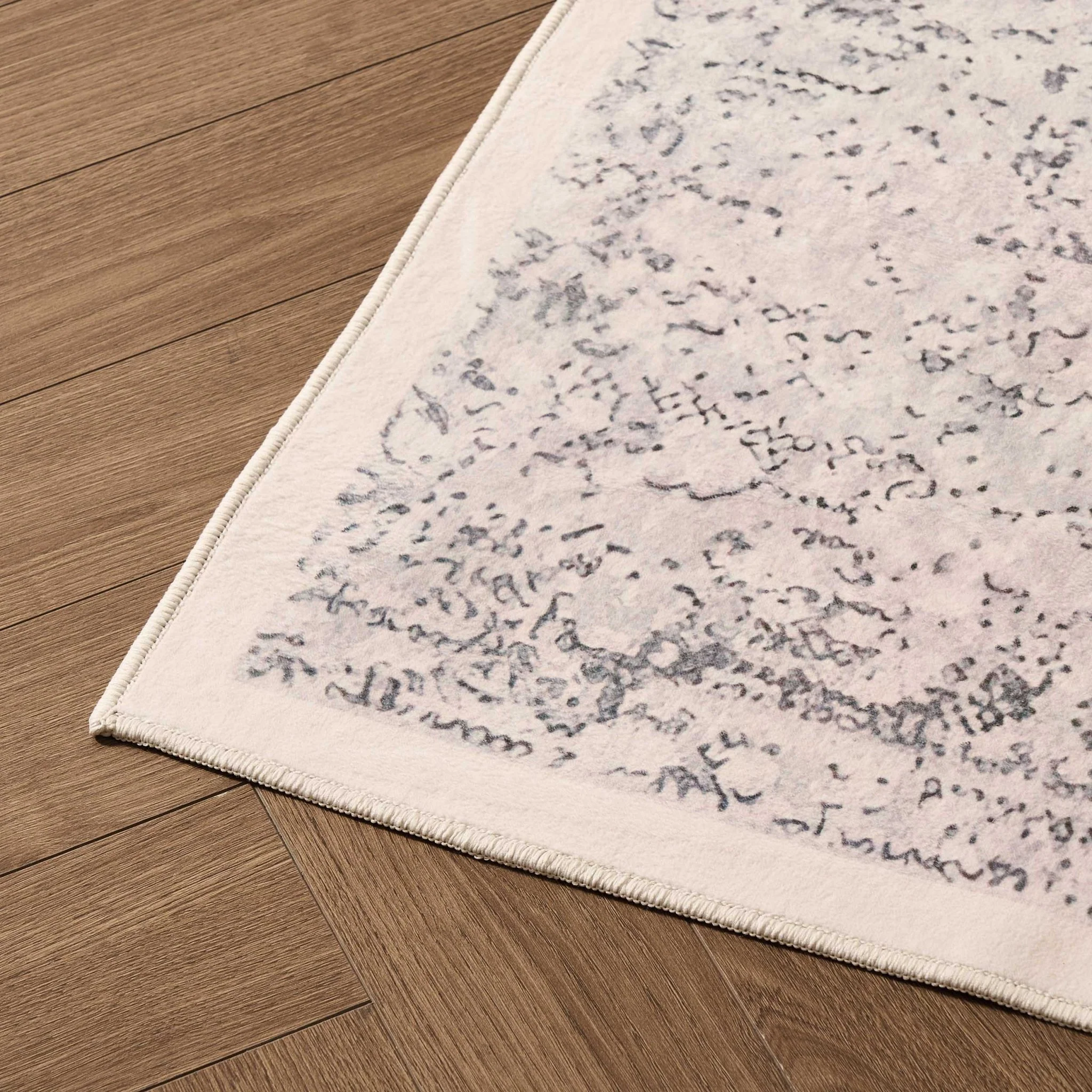Zahra Persian Style Machine Washable Rug - Natural - Image 4